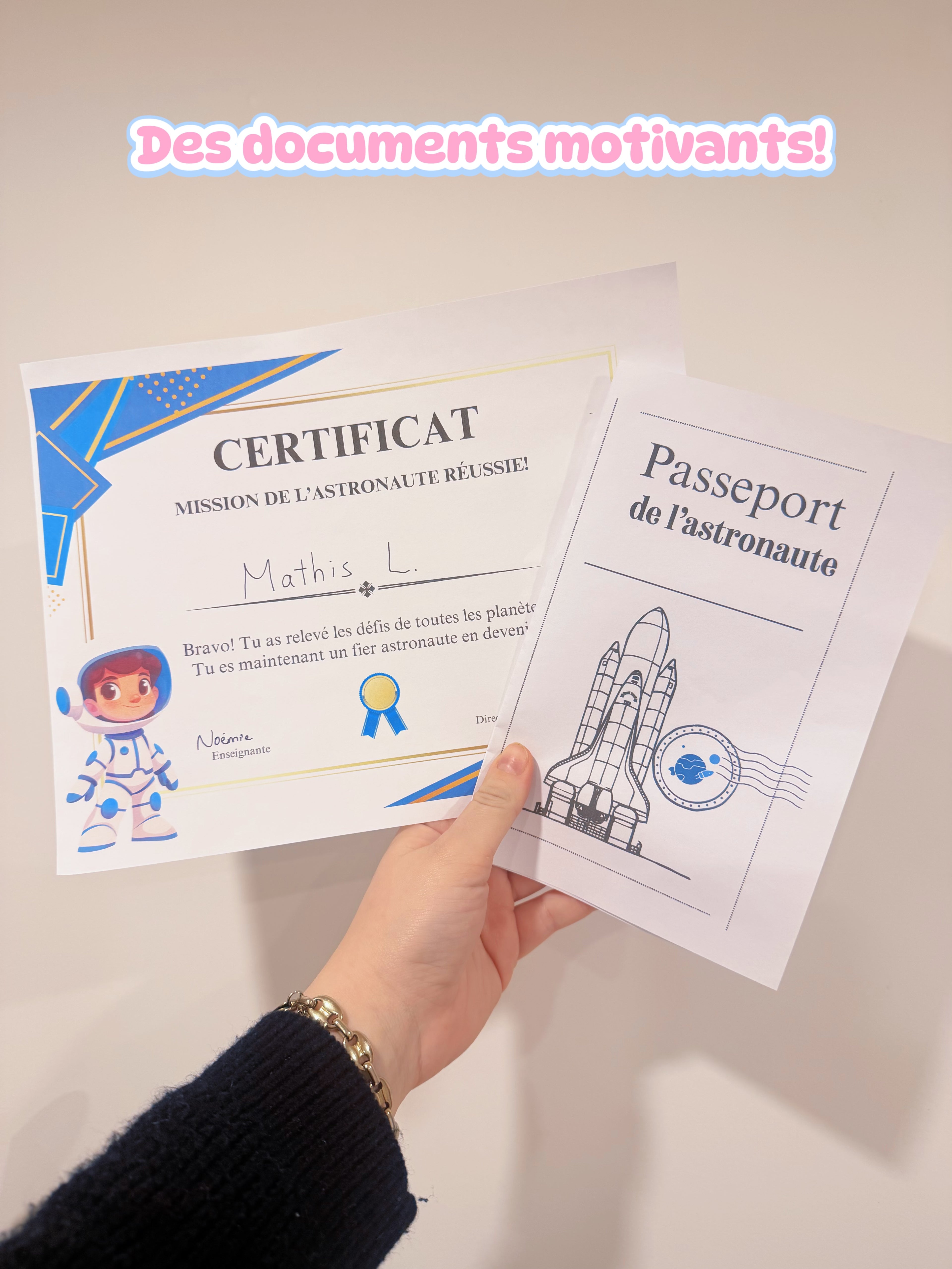 Ensemble journée de l’astronaute : diplôme, passeport, jeu chaud/froid et guide pédagogique