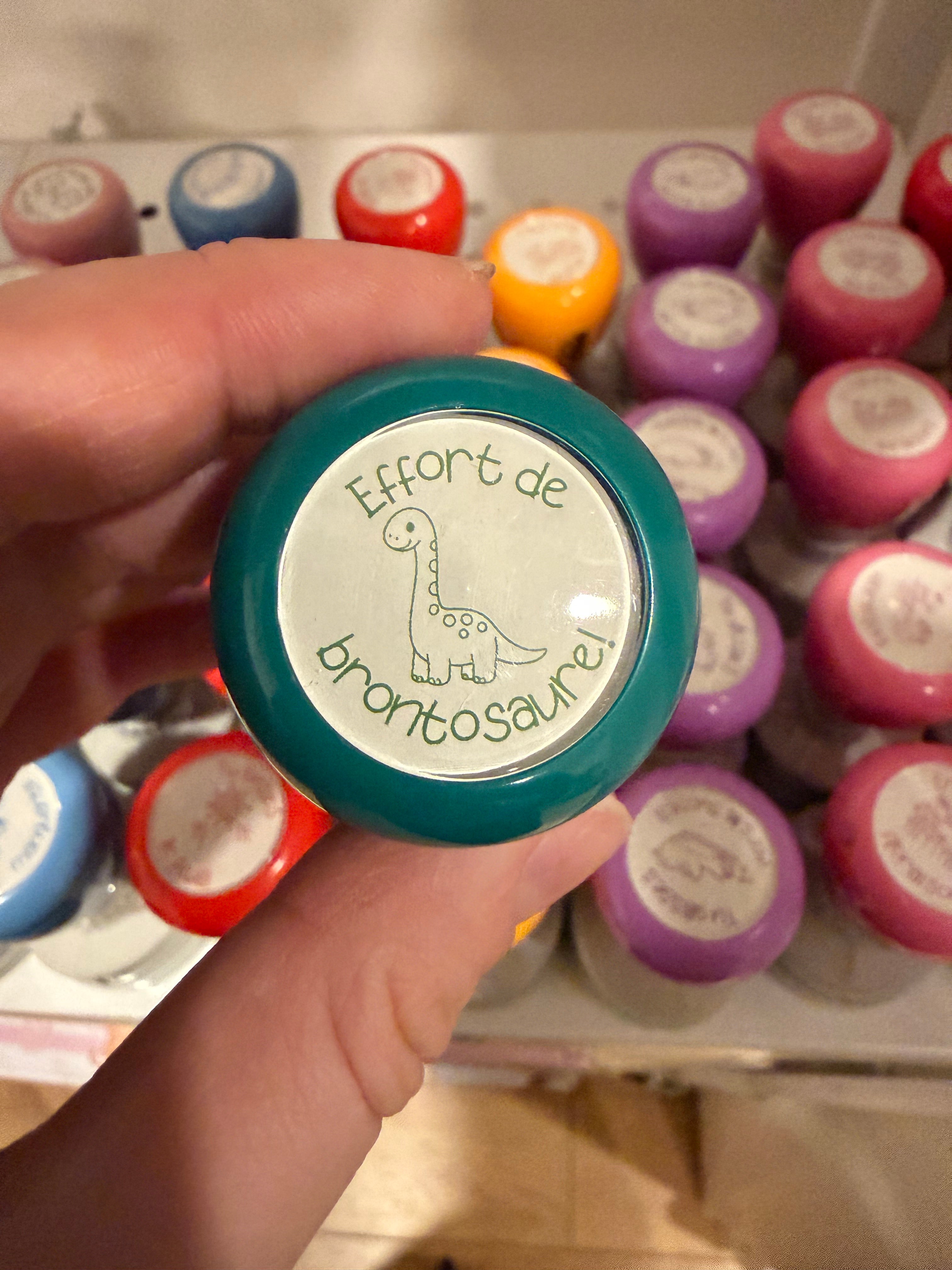 Étampe « effort de brontonsaure! »